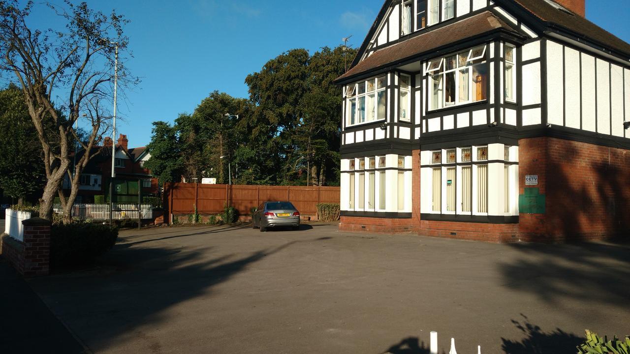 Queen Victoria Hotel Wolverhampton Esterno foto