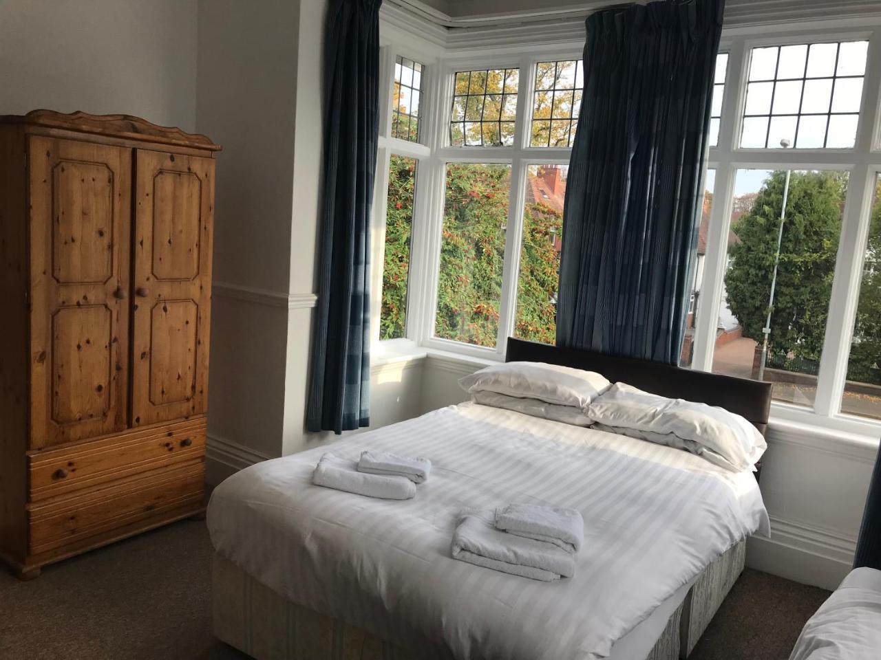 Queen Victoria Hotel Wolverhampton Esterno foto
